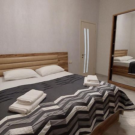 Elit Apartments Batumi Exteriör bild