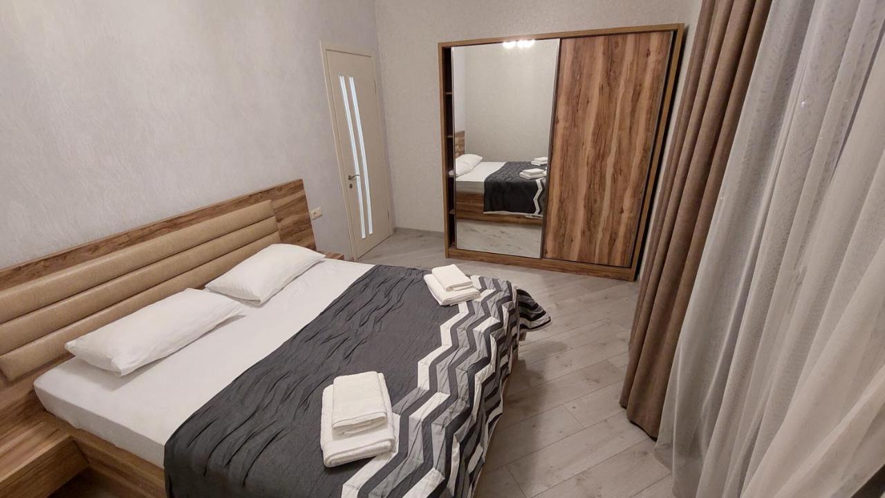 Elit Apartments Batumi Exteriör bild