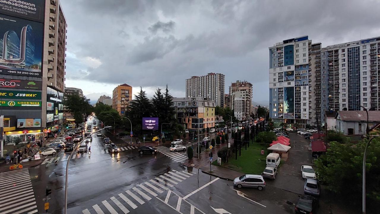 Elit Apartments Batumi Exteriör bild