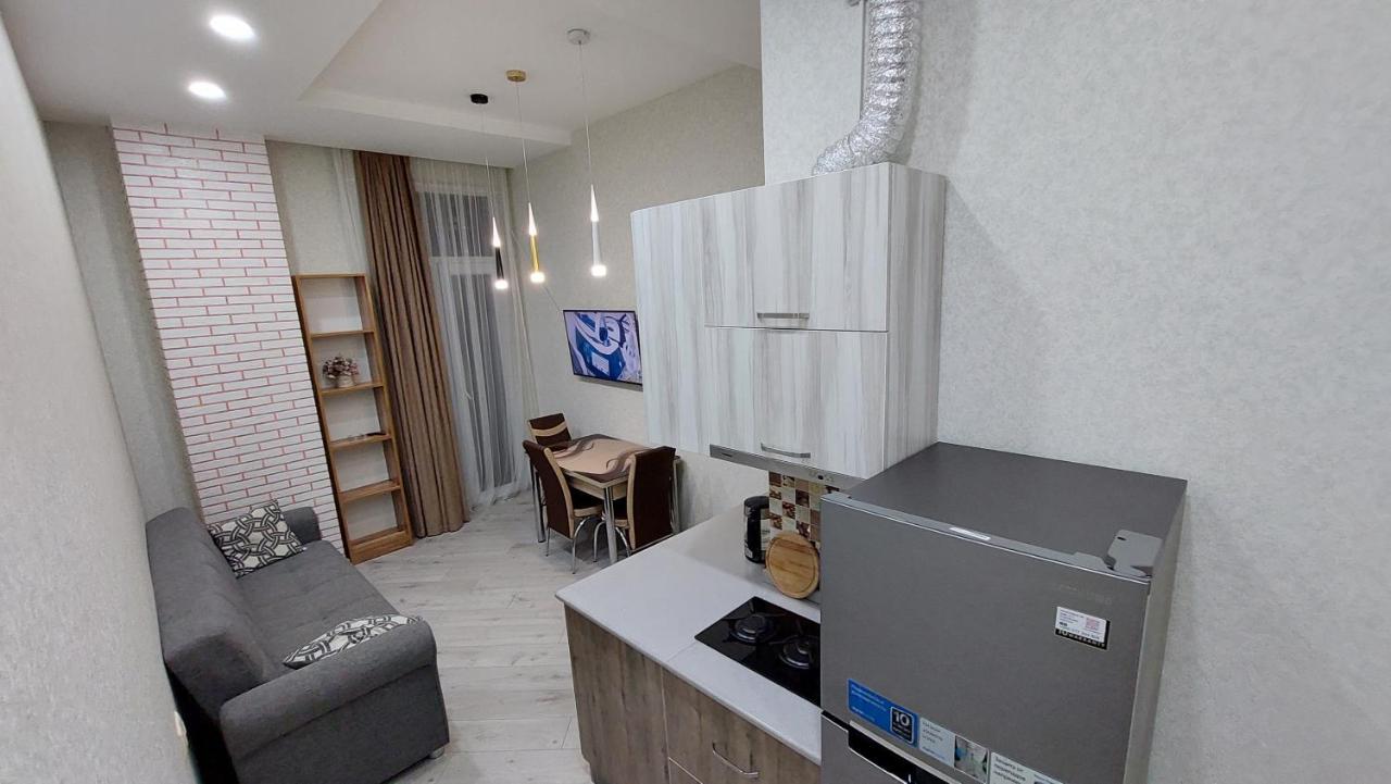 Elit Apartments Batumi Exteriör bild