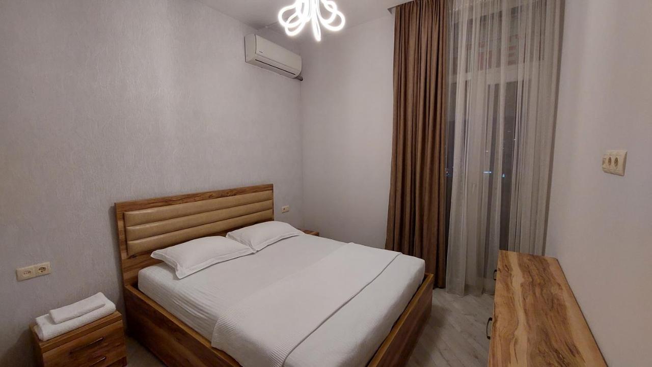Elit Apartments Batumi Exteriör bild